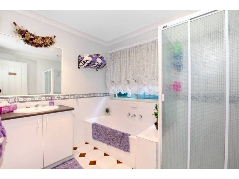 3 Oxford Court, Sydenham VIC 3037