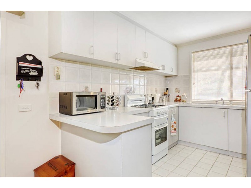 3 Sambuco Court, Sydenham VIC 3037