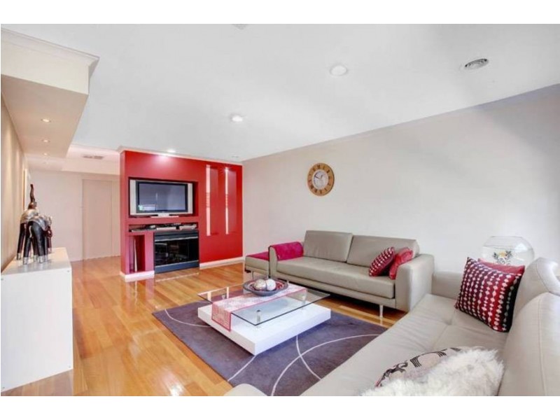 10  Berthon Crescent, Hillside VIC 3037