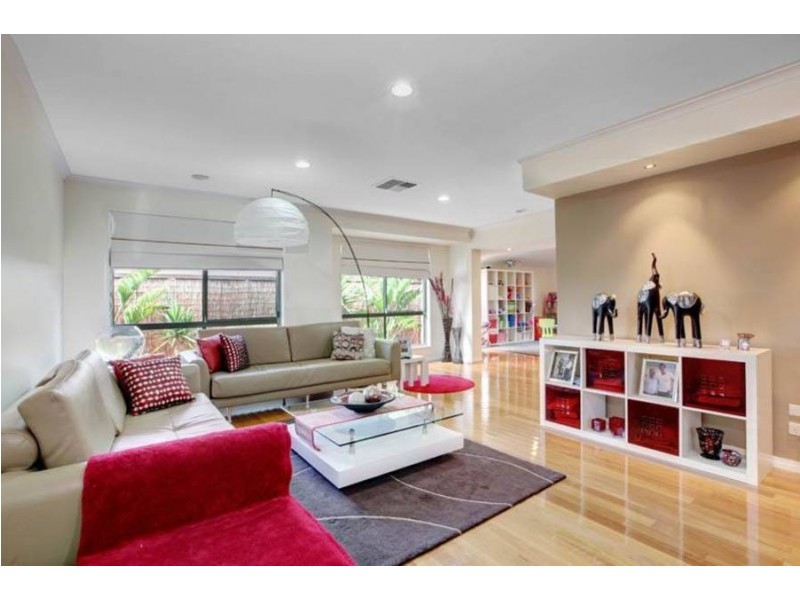 10  Berthon Crescent, Hillside VIC 3037