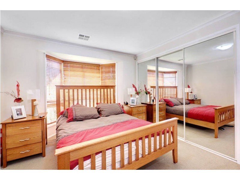 10  Berthon Crescent, Hillside VIC 3037