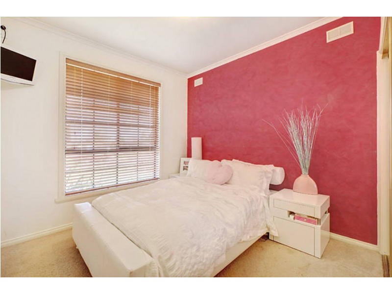 1 Erskine Way, Sydenham VIC 3037