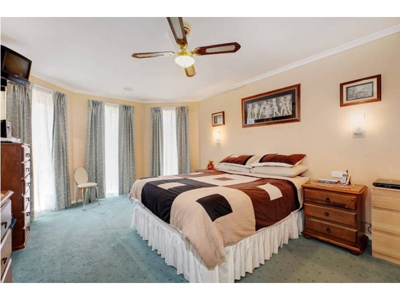 78 Pecks Road, Sydenham VIC 3037