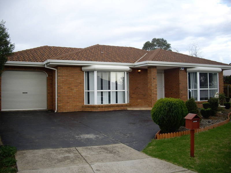 12 Shale Court, Delahey VIC 3037