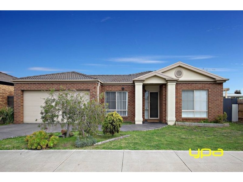 15 Lachlan Lane, Taylors Hill VIC 3037