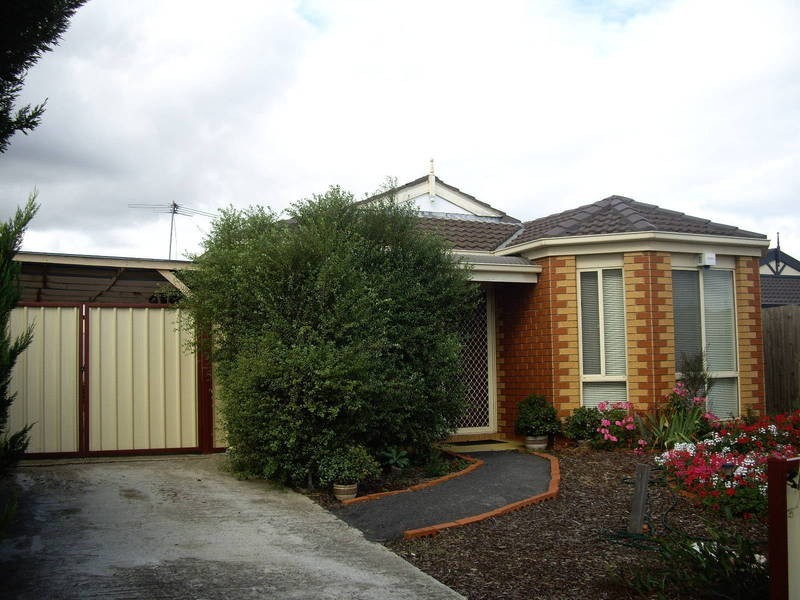 14 Anakie Walk, Delahey VIC 3037