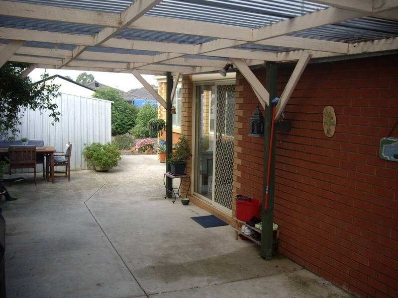 14 Anakie Walk, Delahey VIC 3037