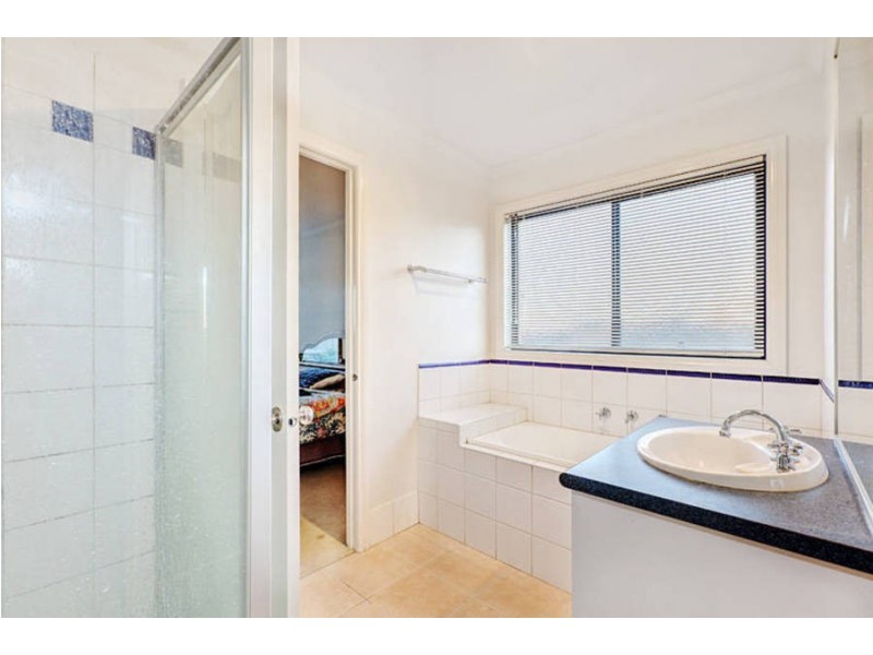 52 Mathisen Terrace, Hillside VIC 3037