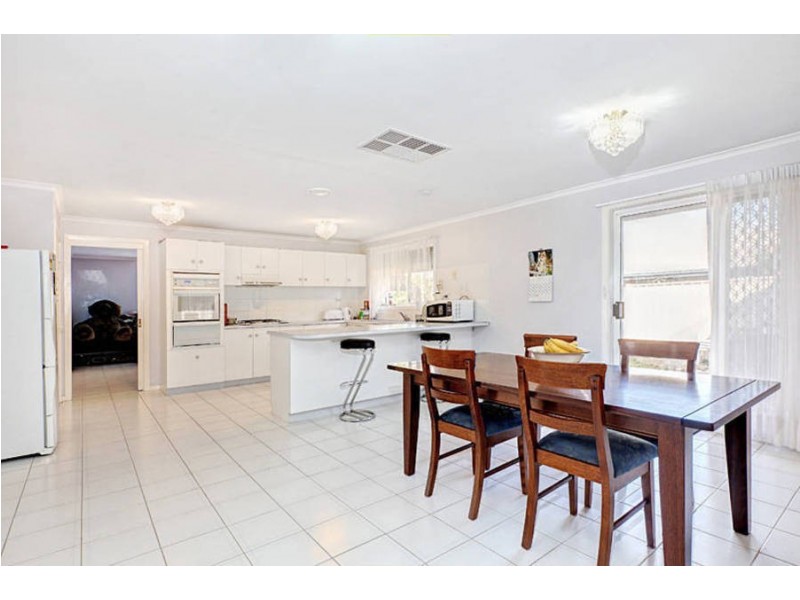 66 Admirals Crescent, Taylors Lakes VIC 3038