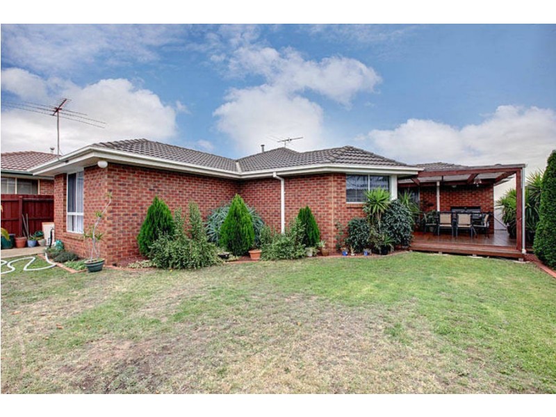1 Derribong Court, Delahey VIC 3037