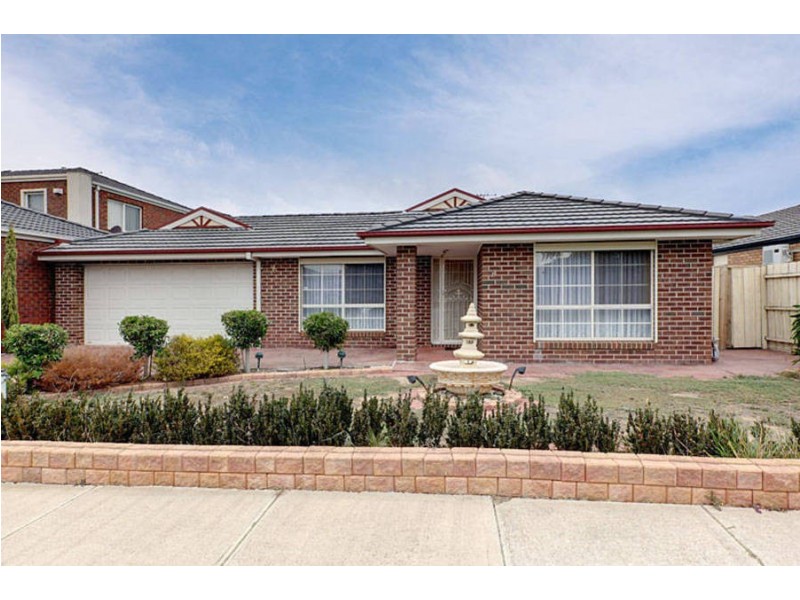 11 Lachlan Lane, Taylors Hill VIC 3037