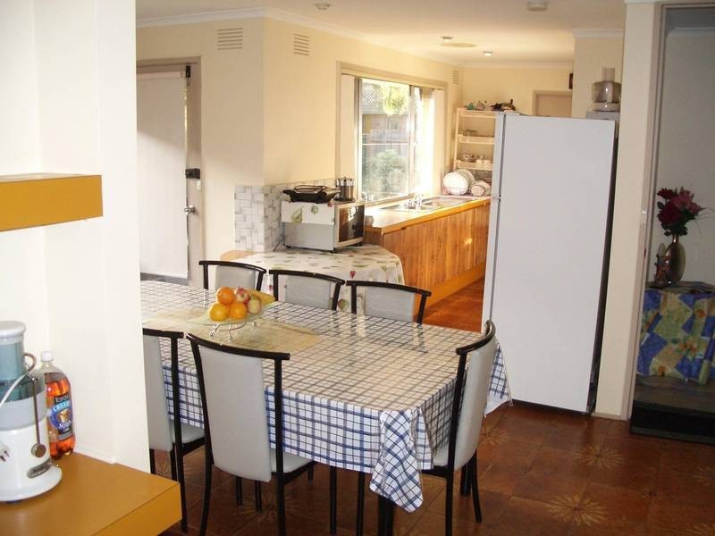 17 Evergreen Avenue, Albanvale VIC 3021