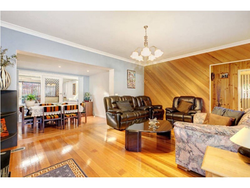 16 Buckingham Street, Sydenham VIC 3037