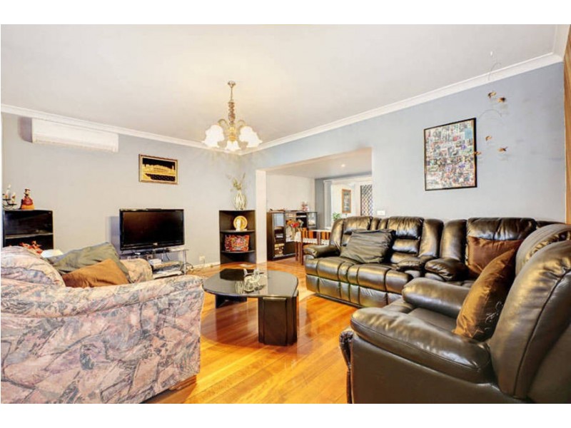 16 Buckingham Street, Sydenham VIC 3037