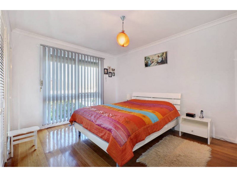 16 Buckingham Street, Sydenham VIC 3037