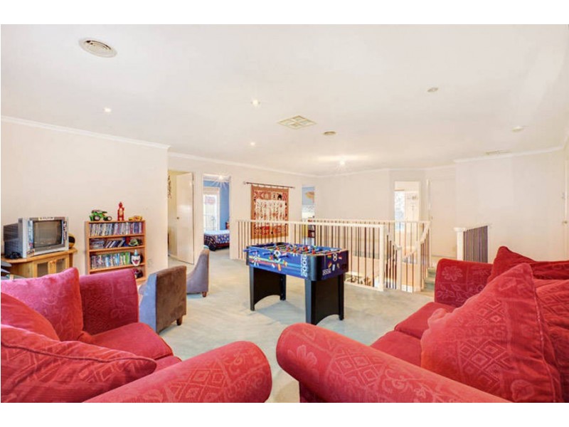 5 Mallard Close, Hillside VIC 3037