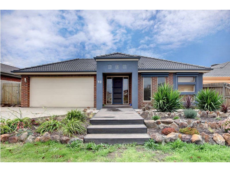 10 Cremorne Grove, Taylors Hill VIC 3037