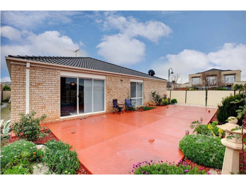 15 Webbs Avenue, Taylors Hill VIC 3037