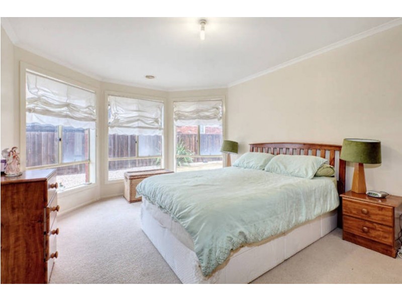 9 Glenview Court, Hillside VIC 3037