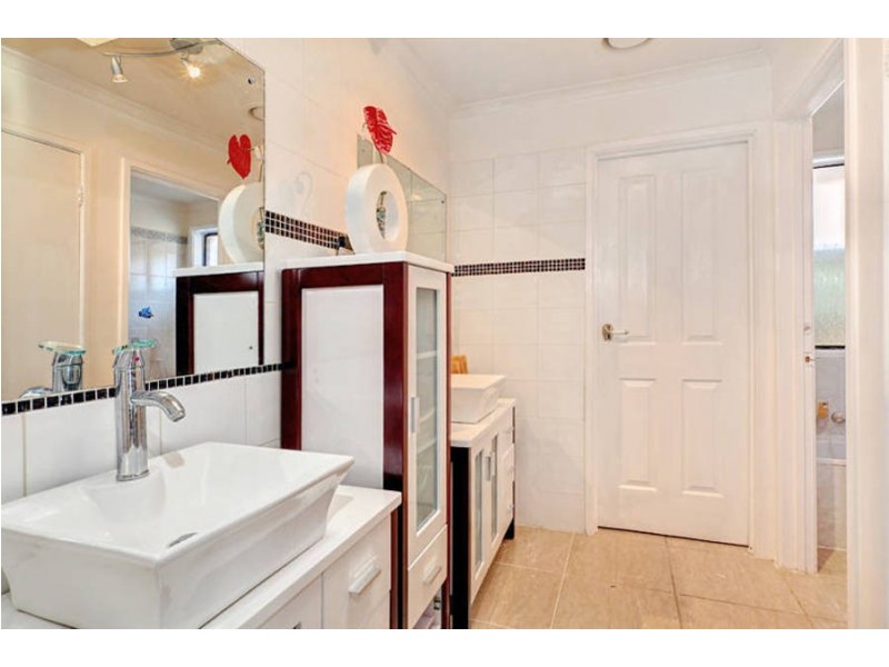 572 Main Road West, Kings Park VIC 3021