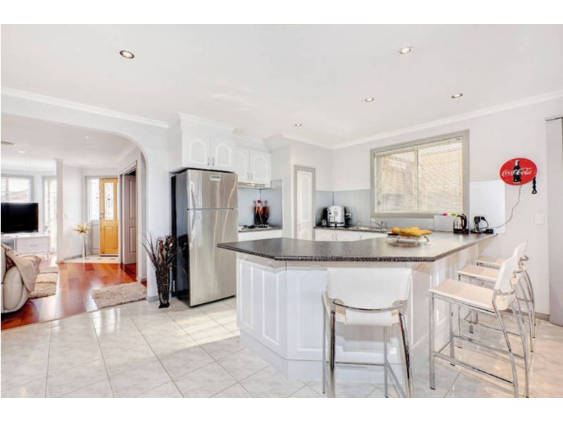 12 Brampton Circuit, Delahey VIC 3037