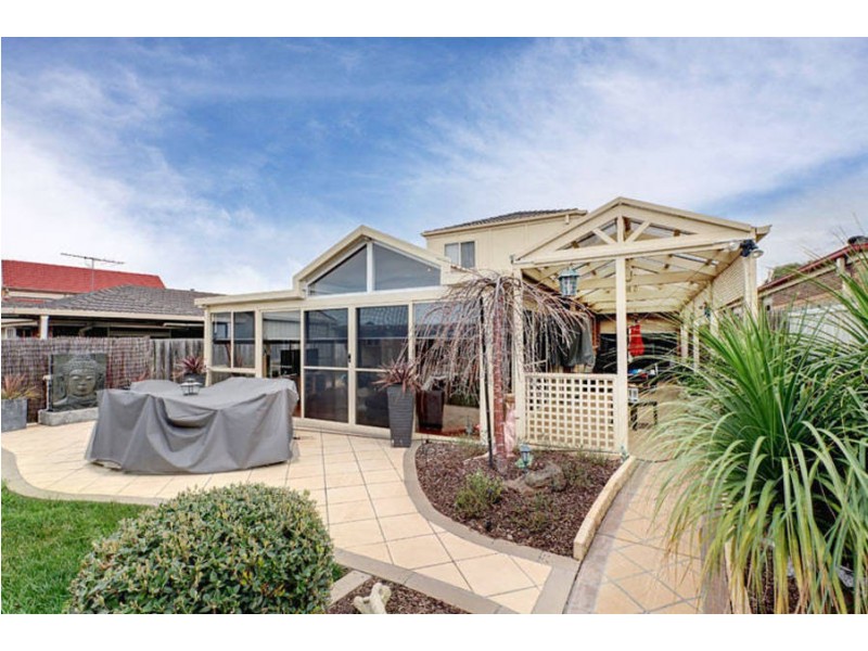 12 Brampton Circuit, Delahey VIC 3037