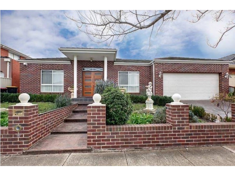 21 Nicholsen Terrace, Taylors Hill VIC 3037