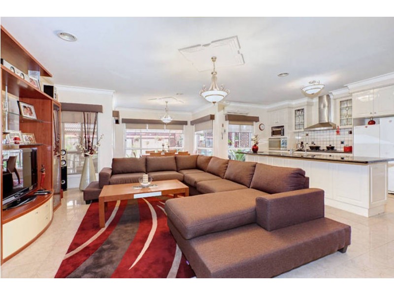 21 Nicholsen Terrace, Taylors Hill VIC 3037