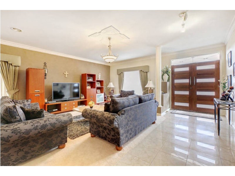 21 Nicholsen Terrace, Taylors Hill VIC 3037