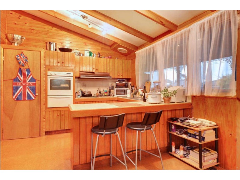 11 Beaumont Court, Sydenham VIC 3037