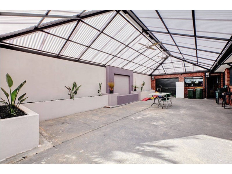 43 Perceval Crescent, Taylors Lakes VIC 3038