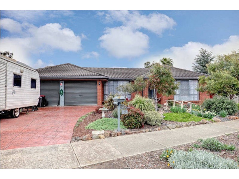 3 Hawkesbury Avenue, Hillside VIC 3037