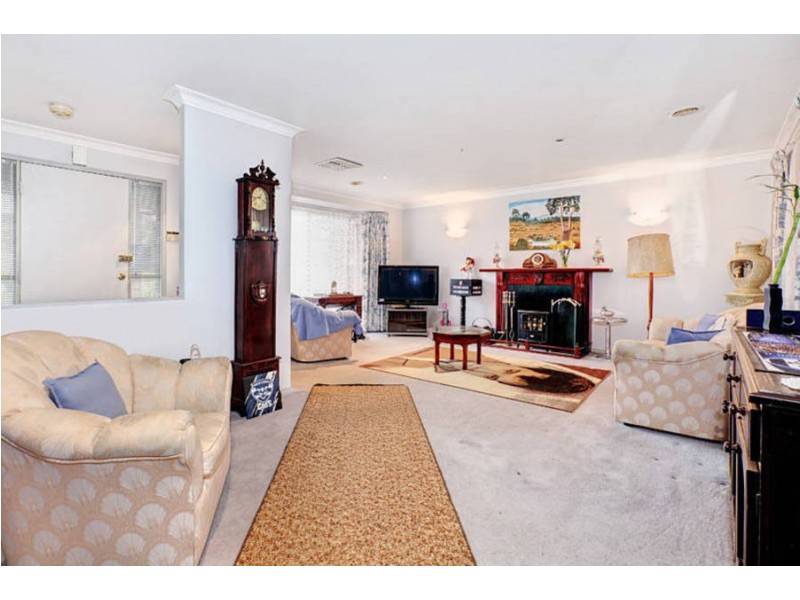 3 Hawkesbury Avenue, Hillside VIC 3037