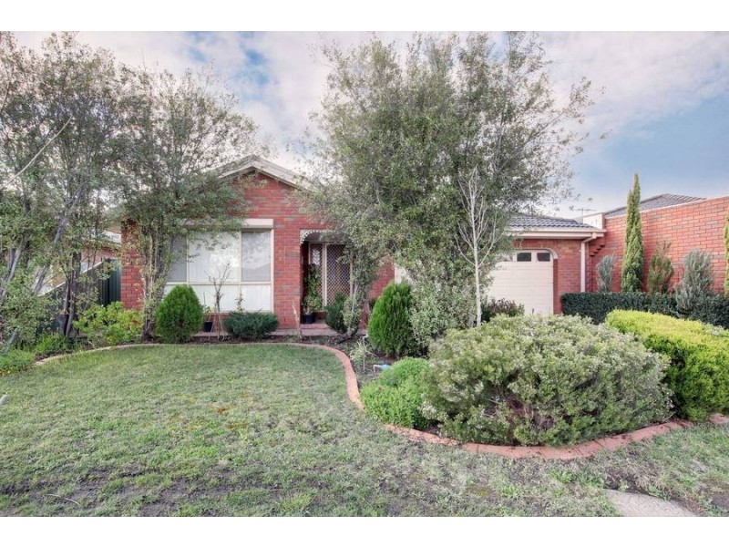 2a  Currie Drive, Delahey VIC 3037