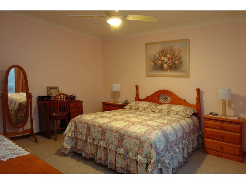 201 Lady Nelson Way, Taylors Lakes VIC 3038