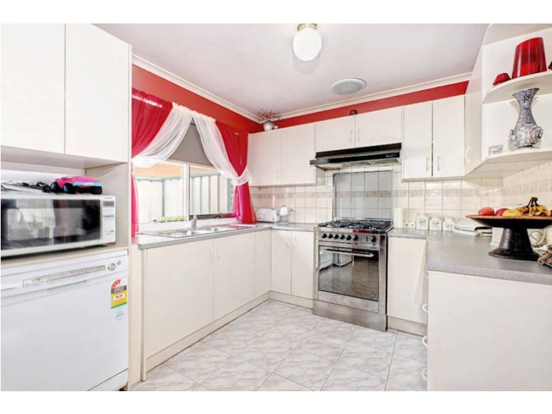 209 Taylors Road, St Albans VIC 3021