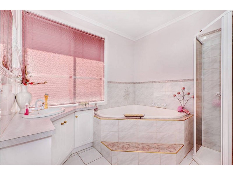 1  Jury Court, Keilor Downs VIC 3038