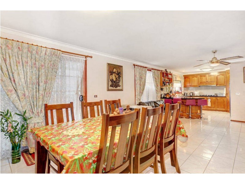 56 Bellbird Avenue, Taylors Lakes VIC 3038