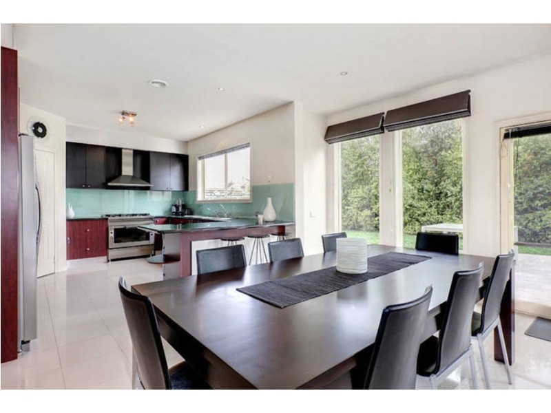 37 Nicholson Terrace, Taylors Hill VIC 3037