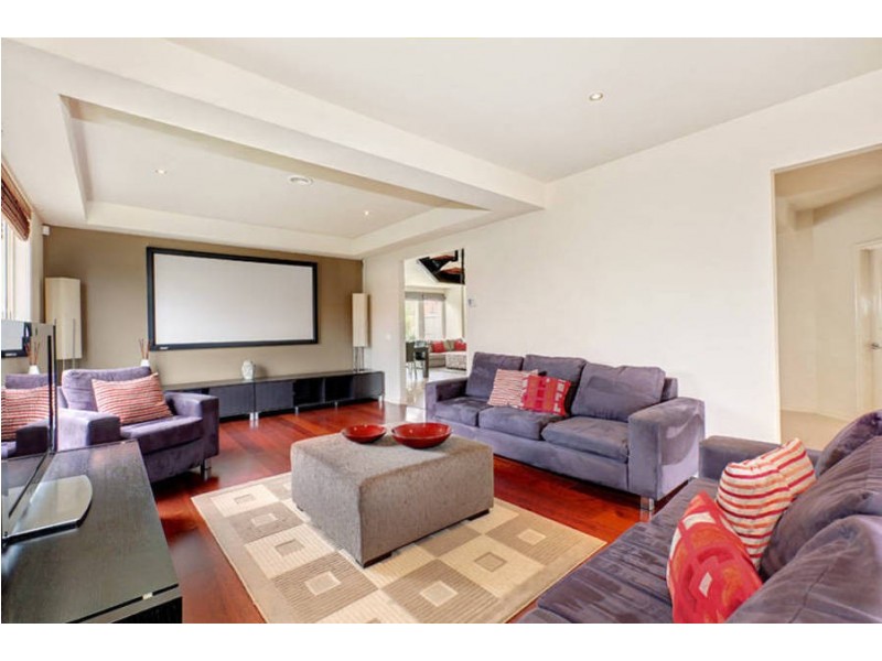 37 Nicholson Terrace, Taylors Hill VIC 3037