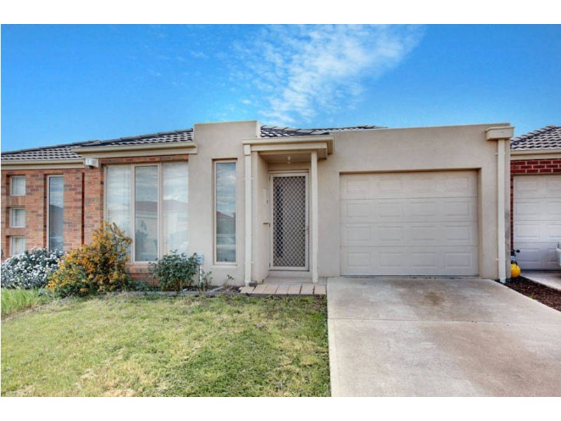 1/3 Lorraine Court, Hillside VIC 3037