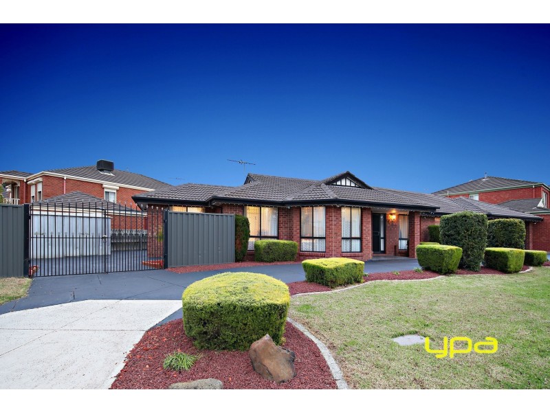 19 Boberrit Wynd, Sydenham VIC 3037