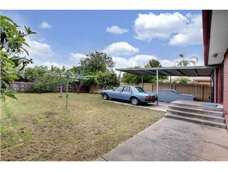 11 Birralee Square, Keilor Downs VIC 3038