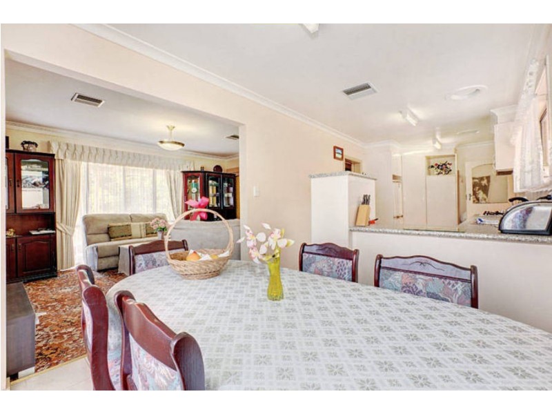 11 Rita Street, St Albans VIC 3021