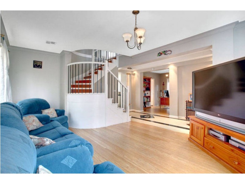 22 Torro Walk, Sydenham VIC 3037