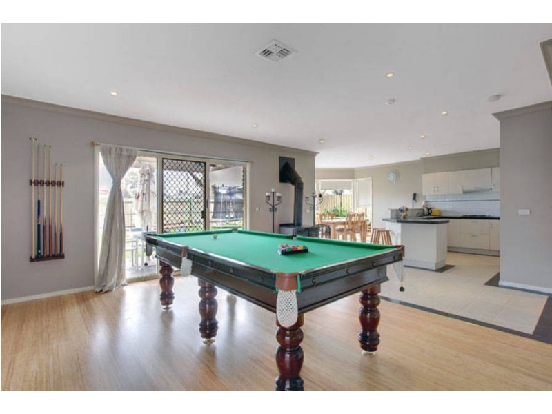 22 Torro Walk, Sydenham VIC 3037