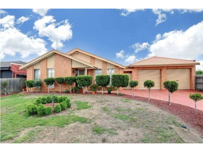 43 Delbridge Drive, Sydenham VIC 3037