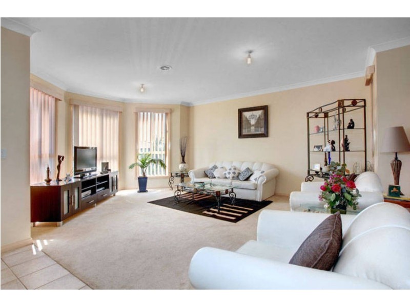 8a Di Beradino Way, Hillside VIC 3037