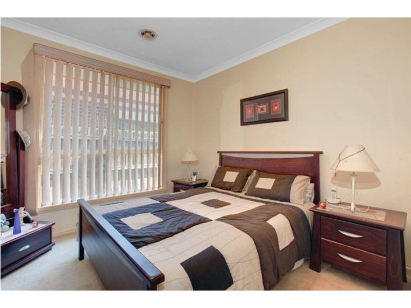 8a Di Beradino Way, Hillside VIC 3037