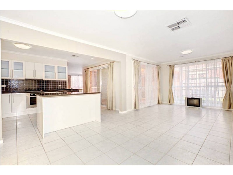 12 Marlock Way, Delahey VIC 3037